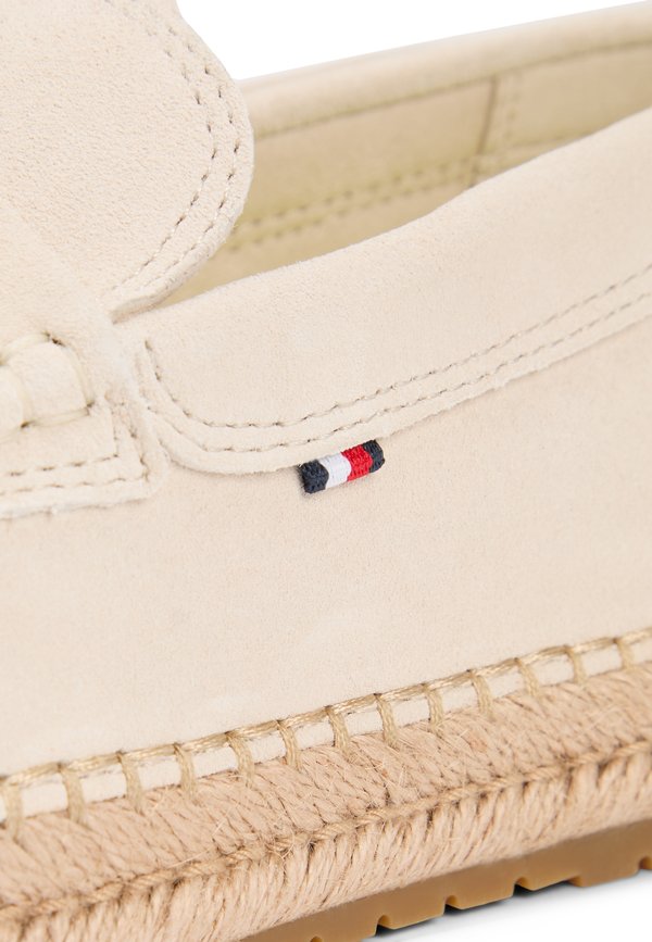 Tommy Hilfiger SUEDE FLEXIBLE SOLE ESPADRILLES