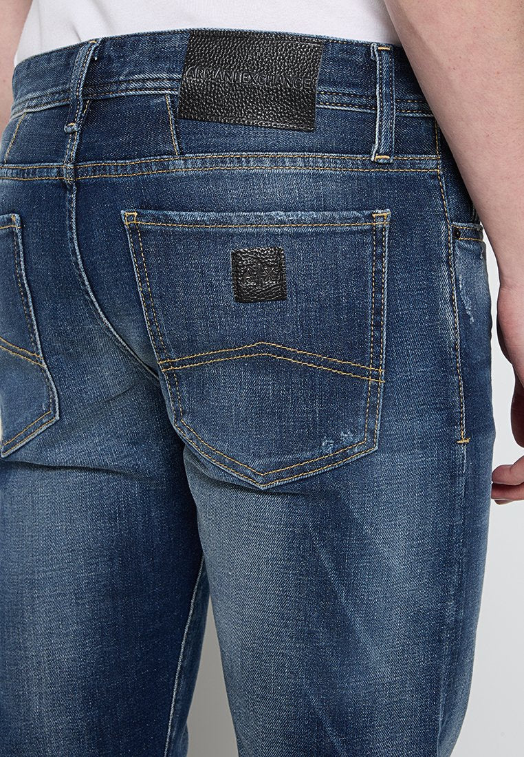 Armani Exchange Jeans Slim Fit Media 4