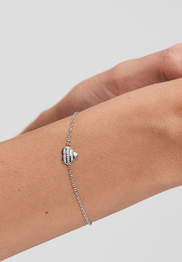 s.Oliver STRIPED HEART - Bracelet - silver-coloured