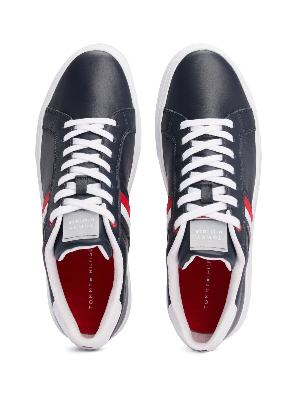 ESSENTIAL Media 4