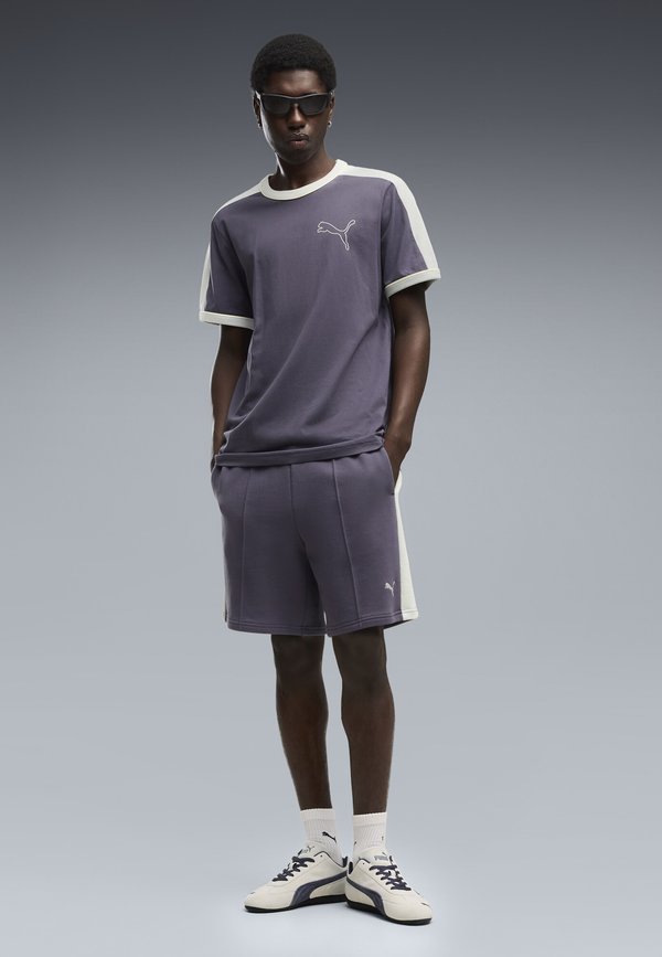 Puma T7 RELAXED SHORTS 7" - Shorts - inky depths-créme de mint