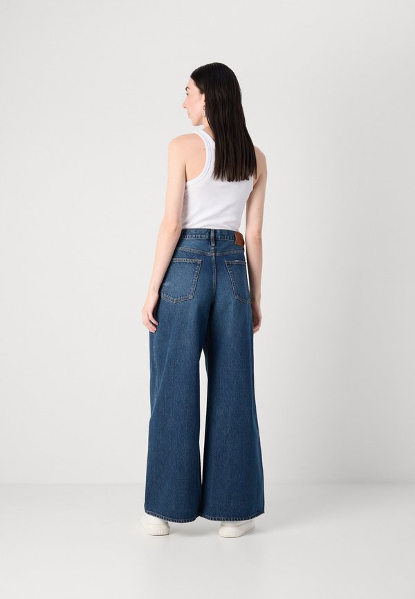 Calvin Klein Jeans THE ULTRA