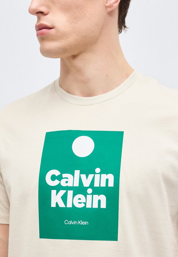 Calvin Klein Jeans
