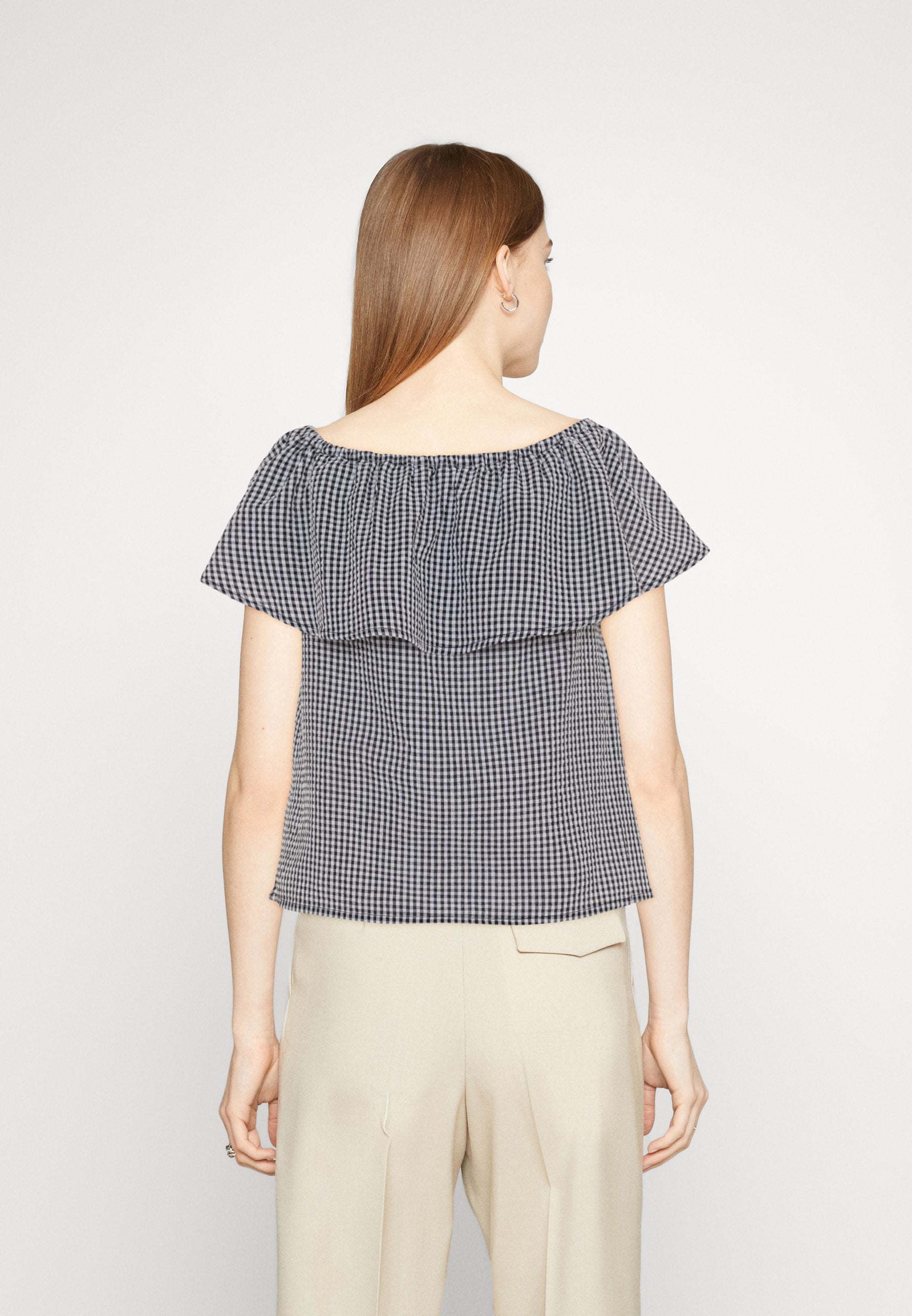 ONLY ONLSARAH OFFSHOULDER