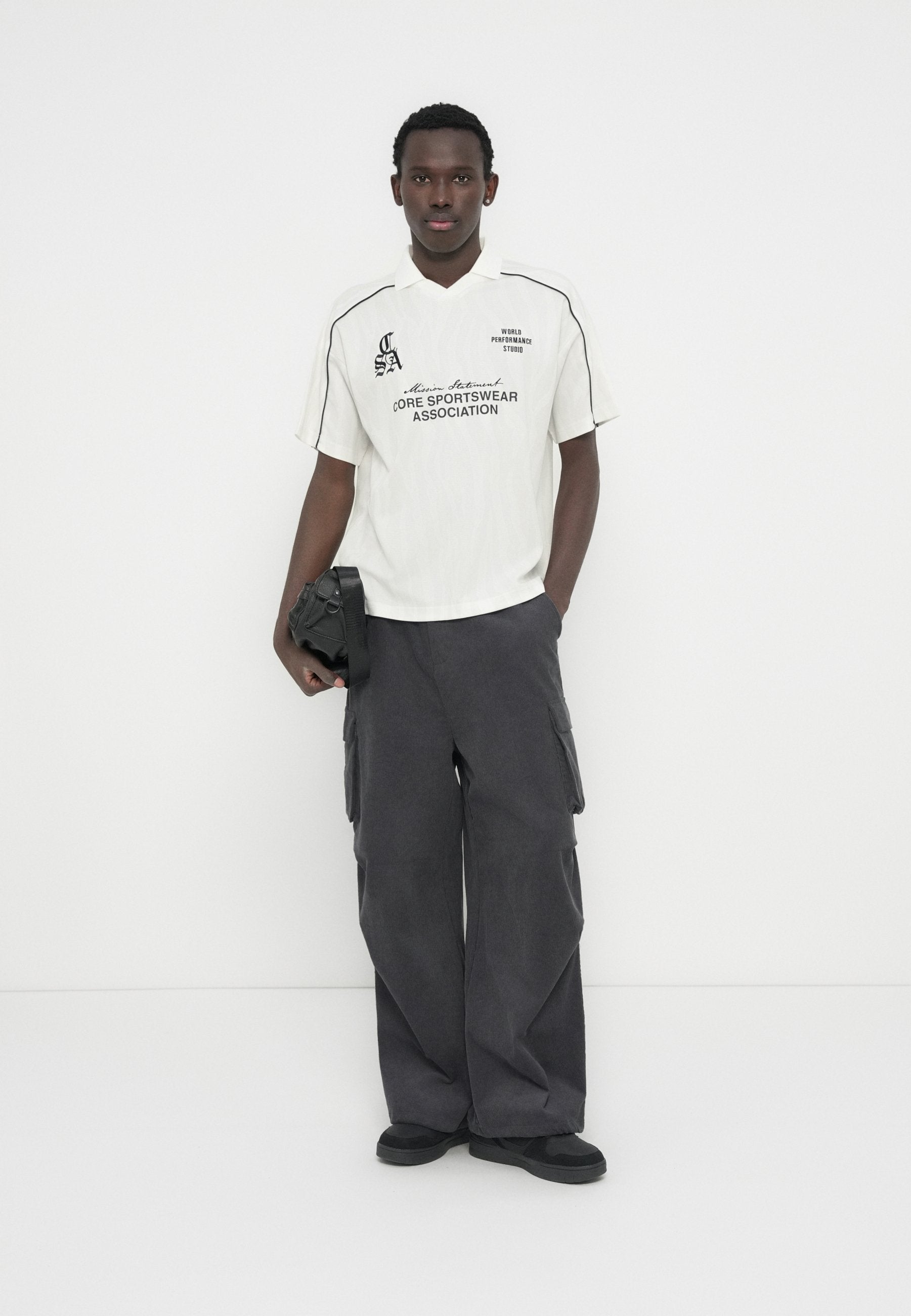 Jack & Jones JCODUST PIPING FOOTBALL OPEN COLLAR