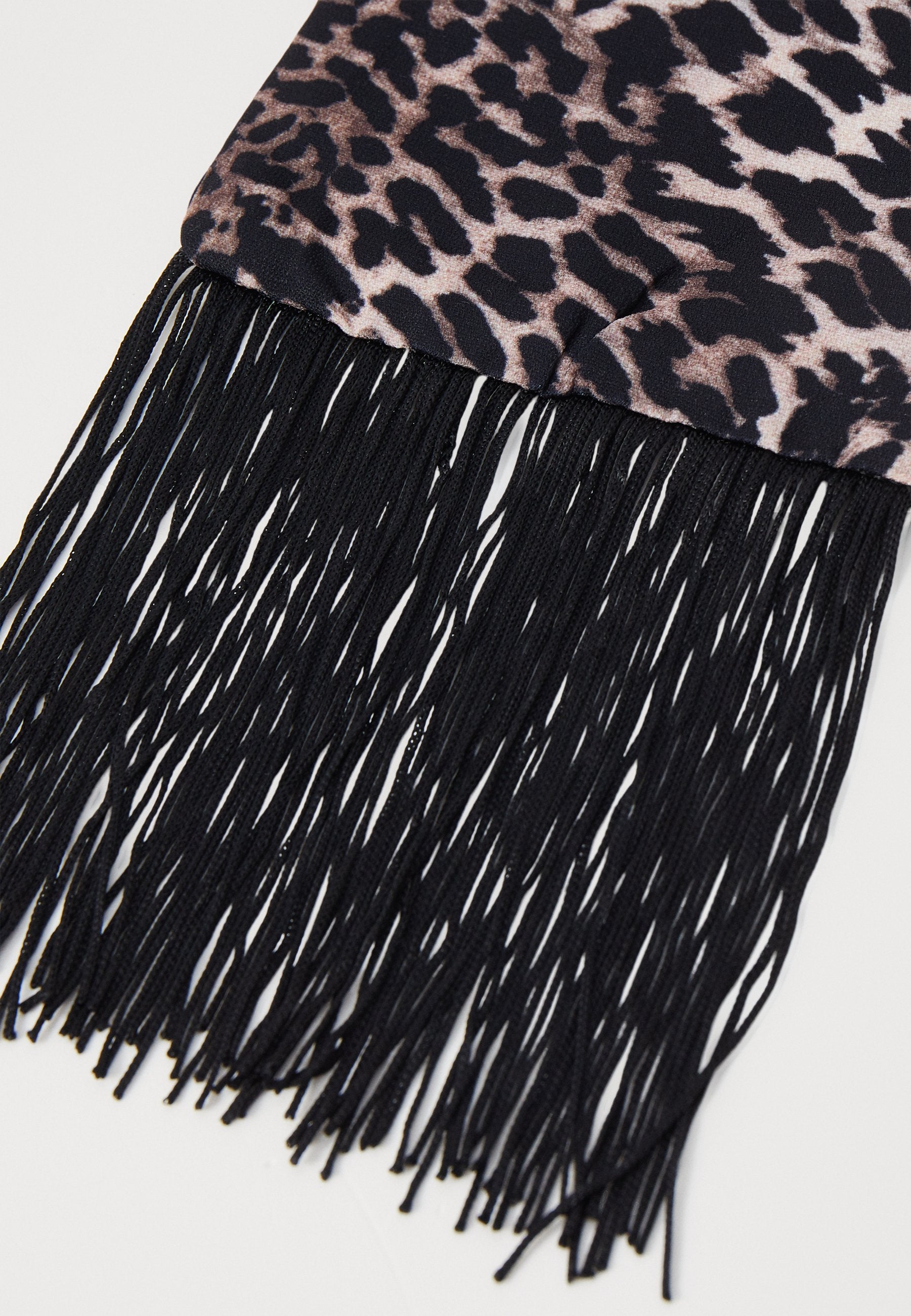 Sister Jane LENNOX LEOPARD SCARF