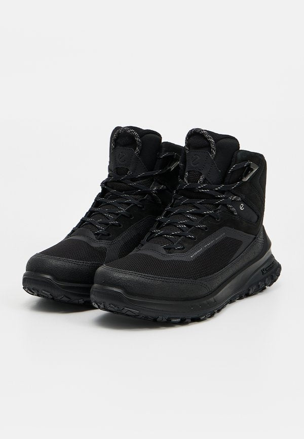 ECCO ULT-TRN