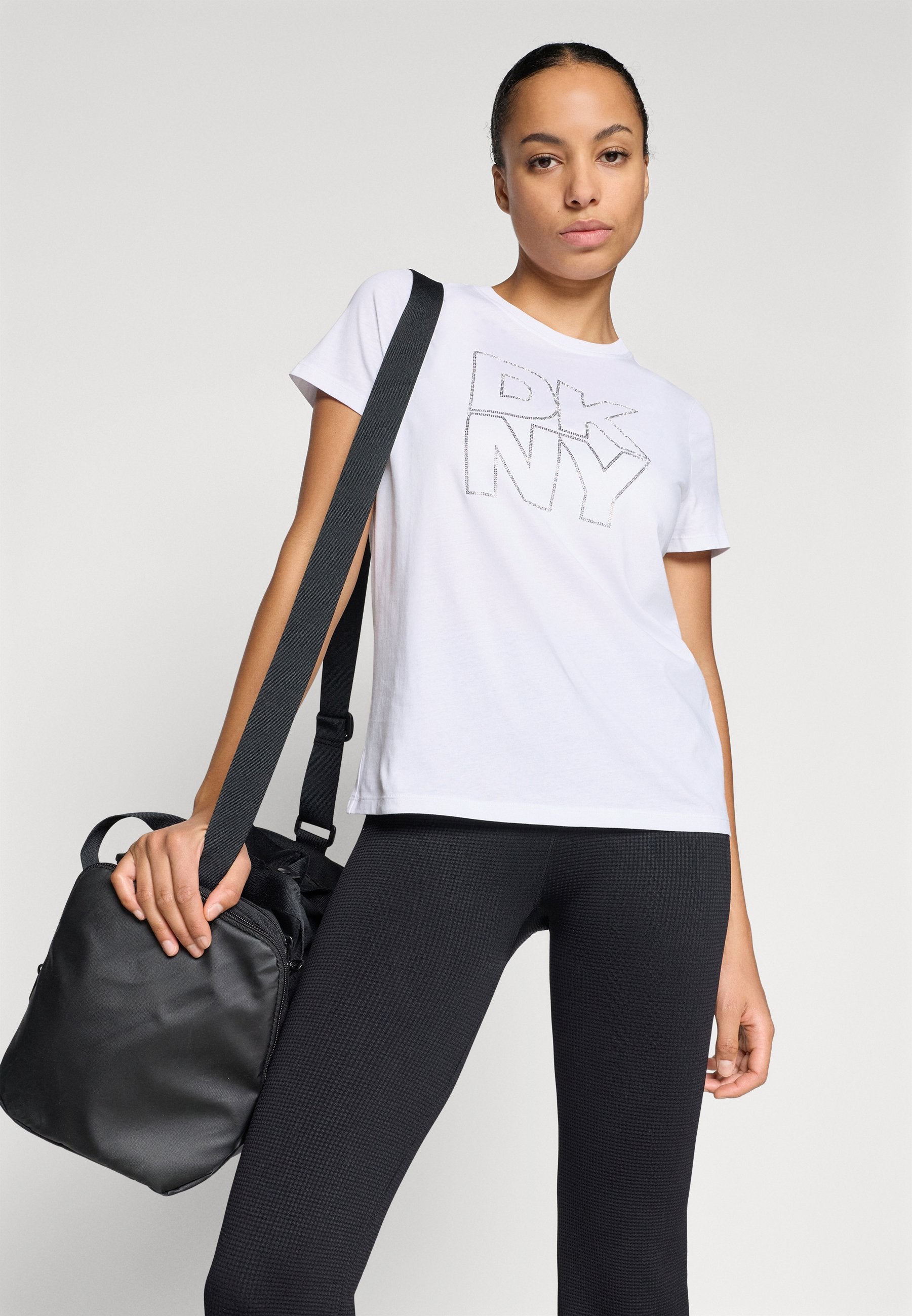 DKNY DOUBLE OUTLINE RHINESTONE LOGO SHORT SLEEVE RELAXED FIT CREW NECK TEE
