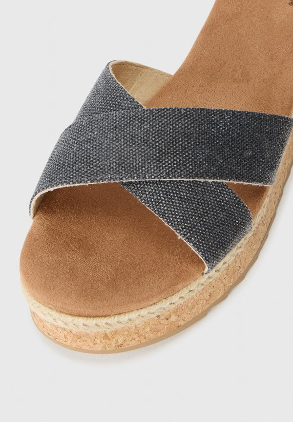 TOMS CANDICE