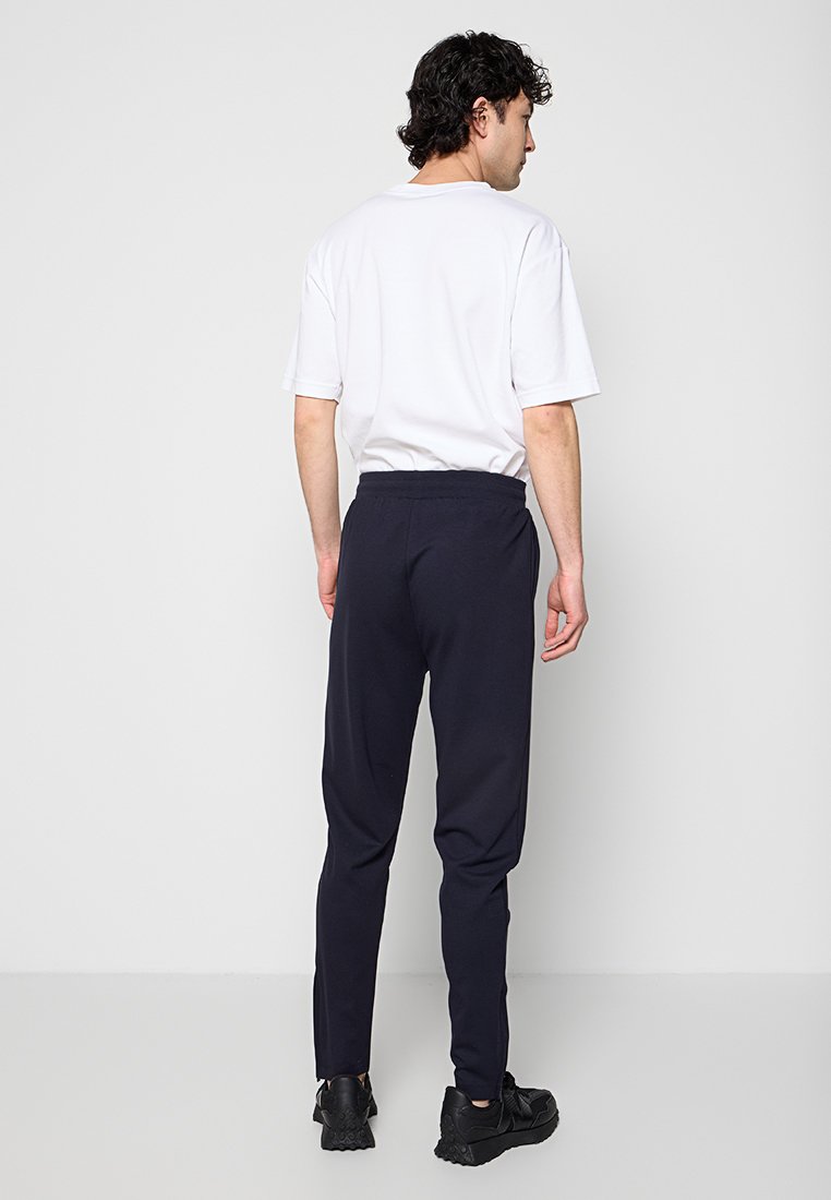Lyle & Scott