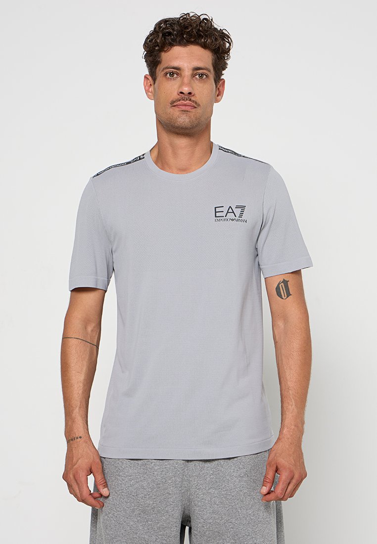 EA7 Emporio Armani T-Shirt print Media 1