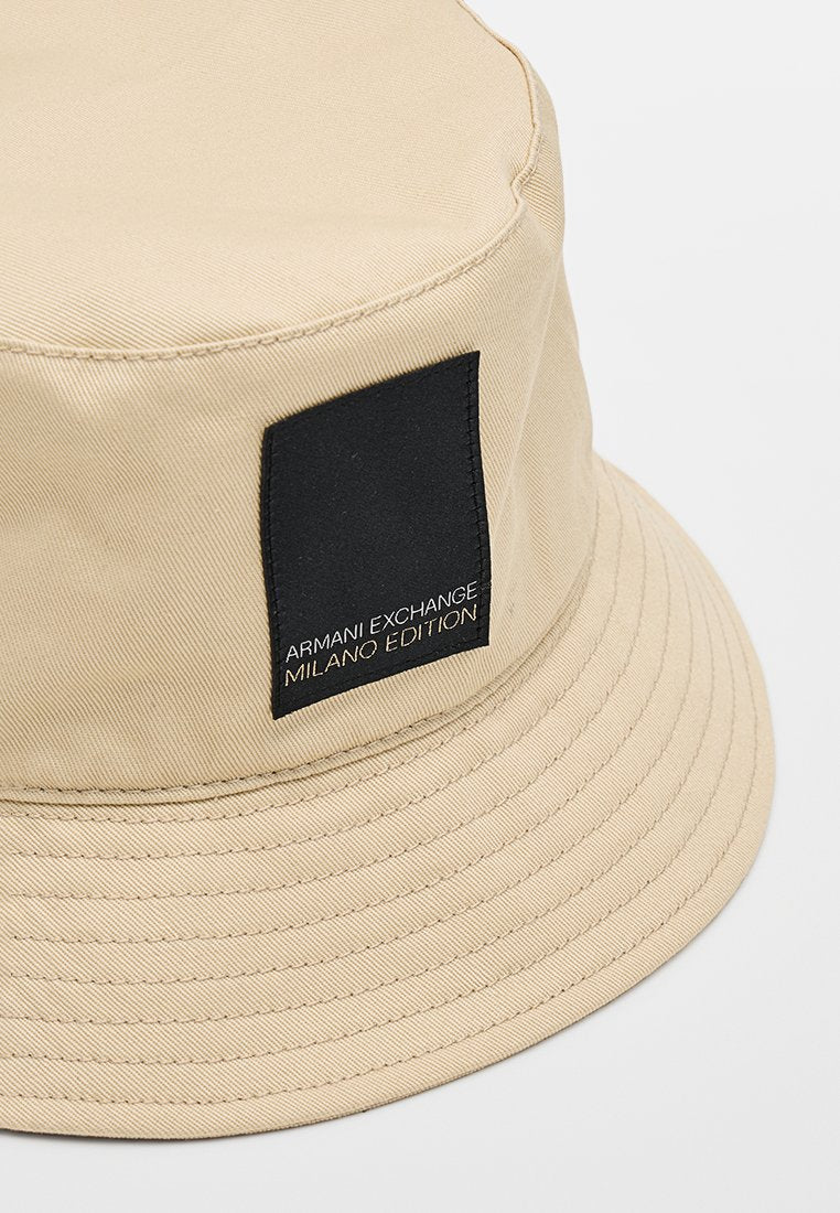 Armani Exchange Hut Media 4