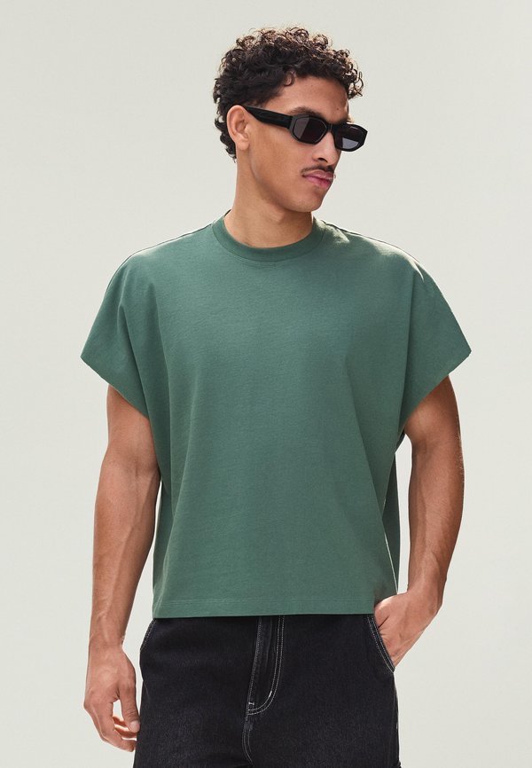 Bershka WORKER OVERSIZE - T-SHIRT 00075120 - Print T-shirt - turquoise
