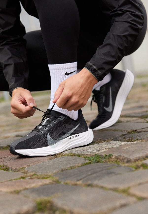 Nike Performance PEGASUS PLUS - Road running shoes - black/pure platinum/anthracite/white