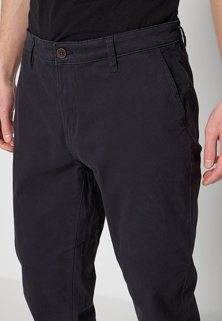 REGULAR FIT Media 5