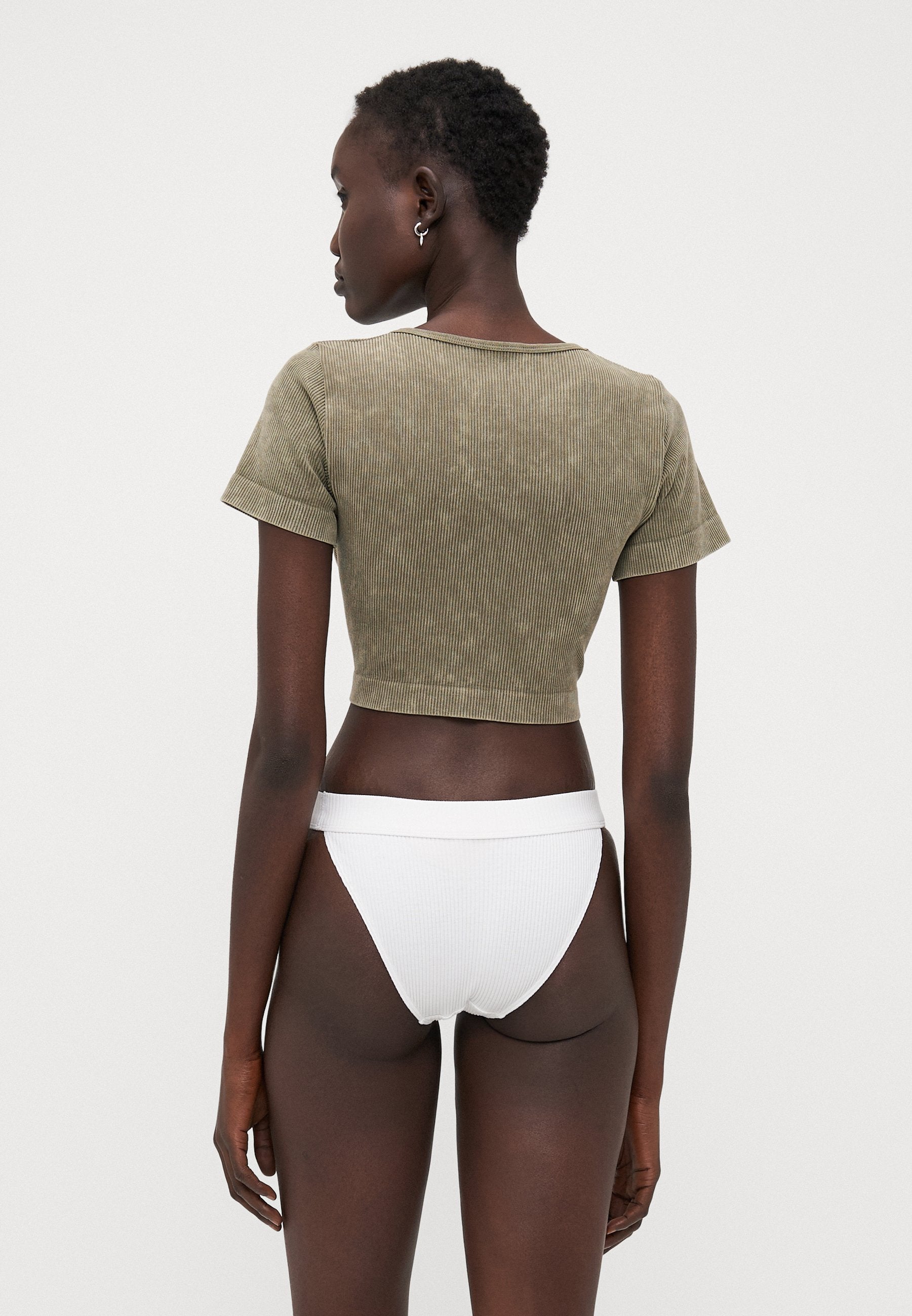 ONLY ONLLEA SEAMLESS STONE V NECK