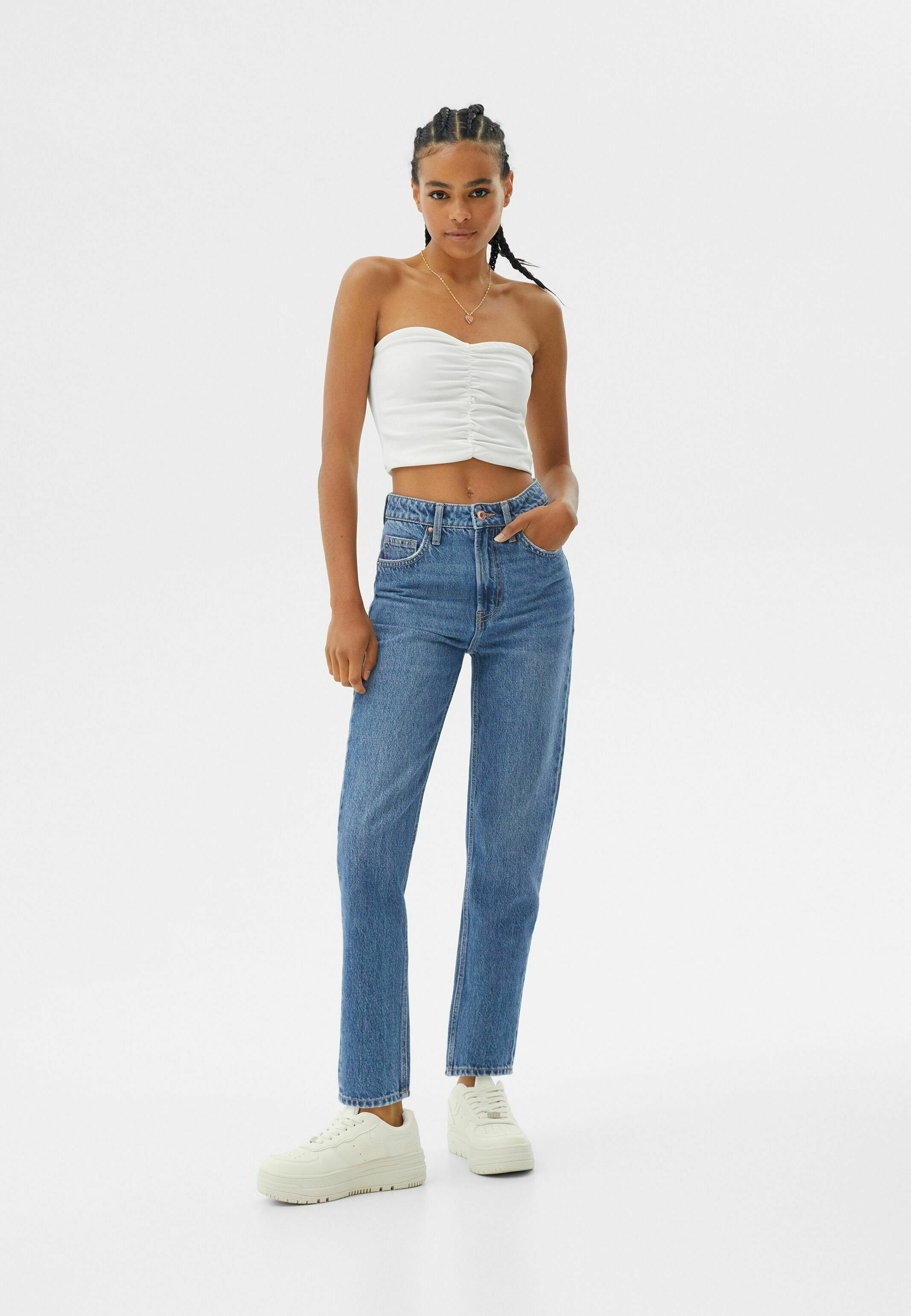 Bershka MOM