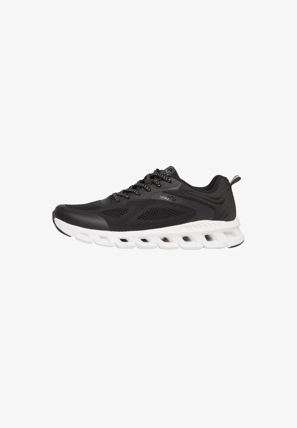 s.Oliver SNEAKERS - Trainers - schwarz