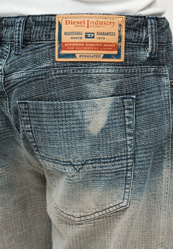 Diesel DEEPER