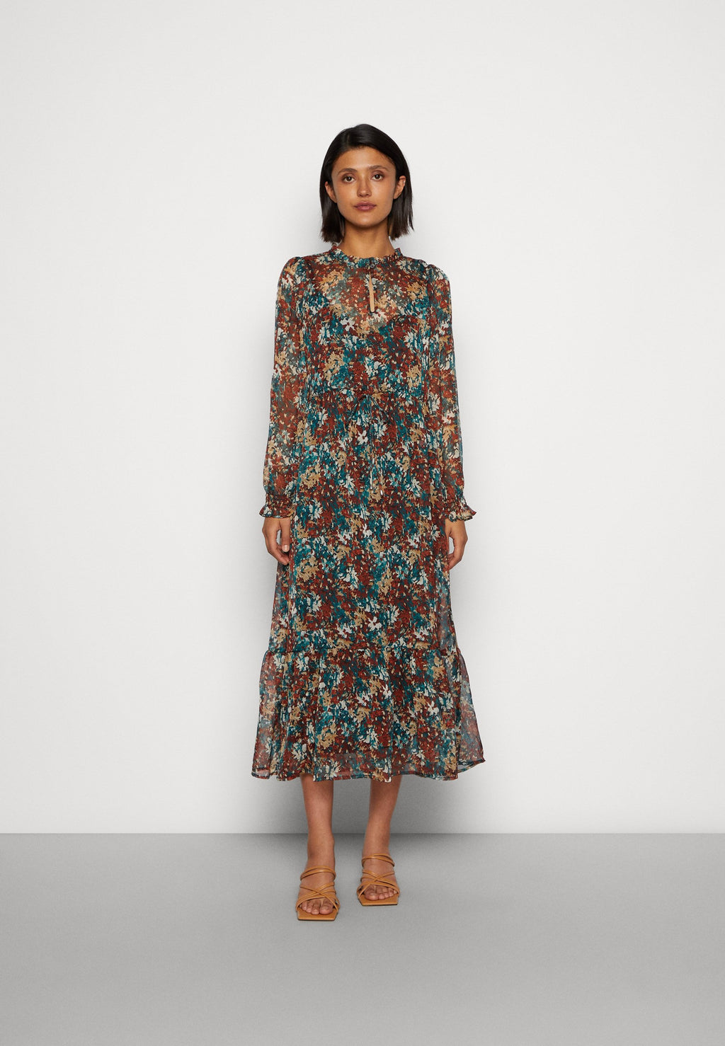 ONLGABBI MIDI DRESS Media 3