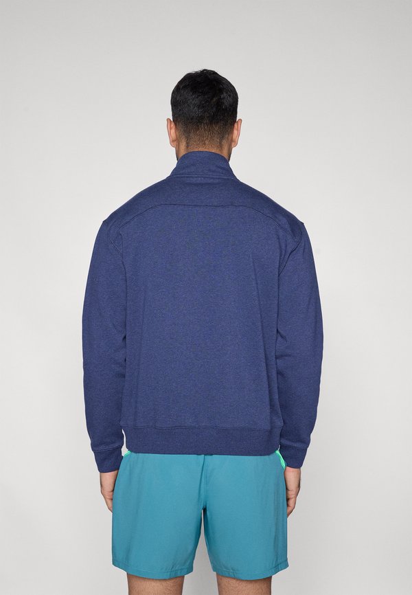 ASICS COURT CORE GRAPHIC HALF ZIP