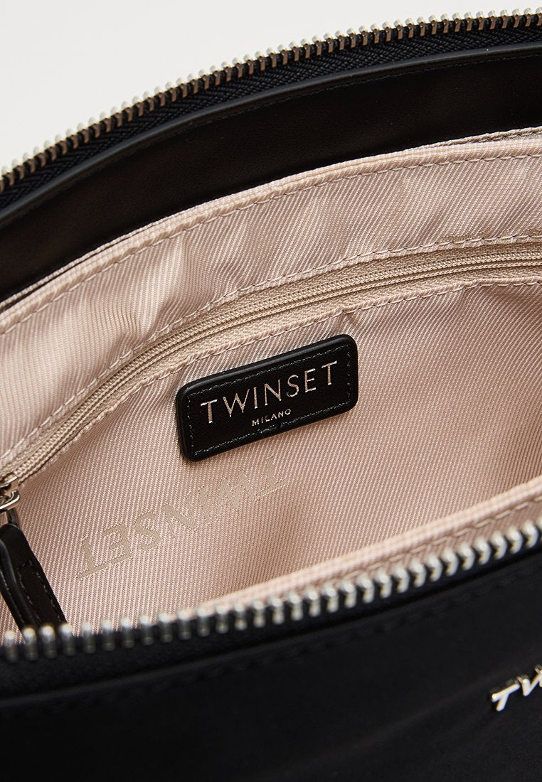 TWINSET