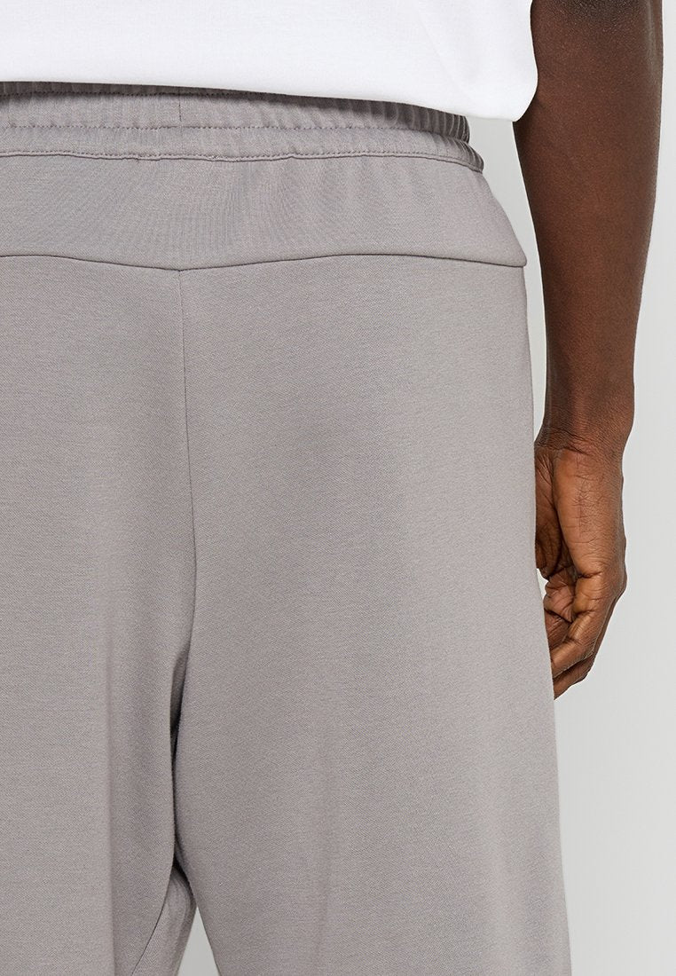 EA7 Emporio Armani Kurze Sporthose Media 5