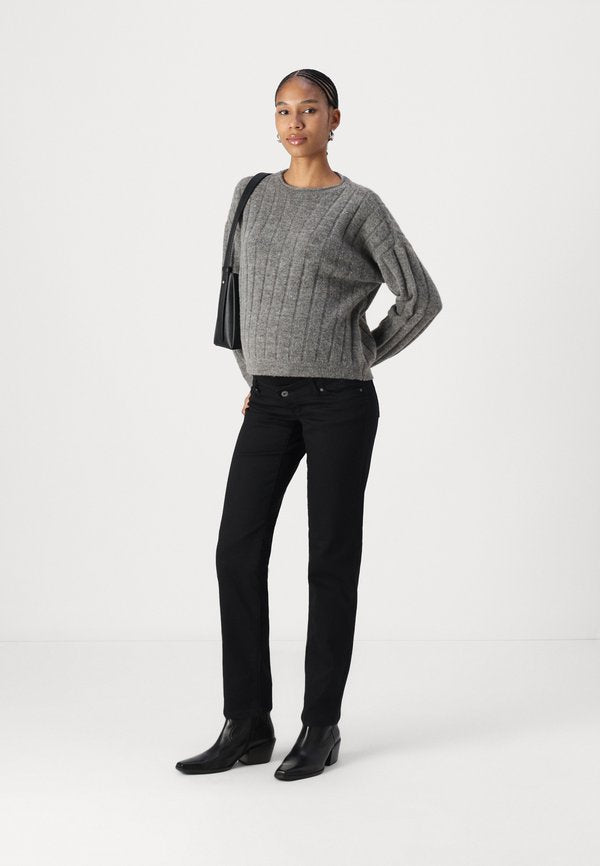 Vero Moda Maternity Knitted Regular Fit Round Neck