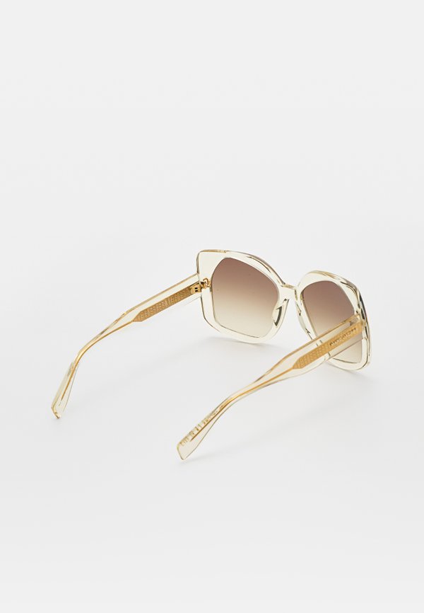 MARC JACOBS