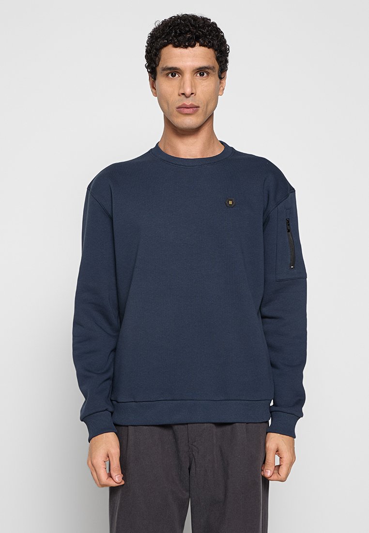 CREWNECK Media 1