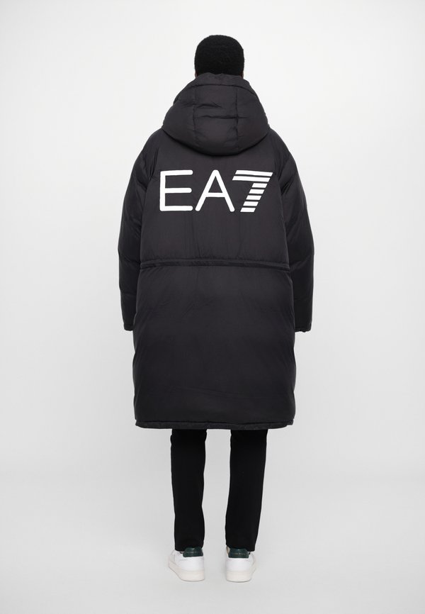 EA7 Emporio Armani