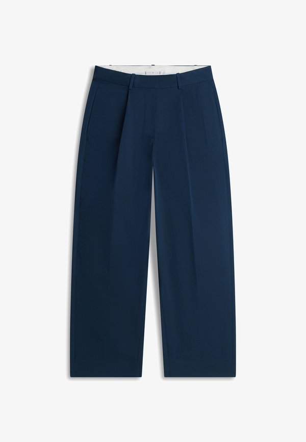 Tommy Hilfiger BARREL PLEATED CHINO - Wide Leg - dark night navy