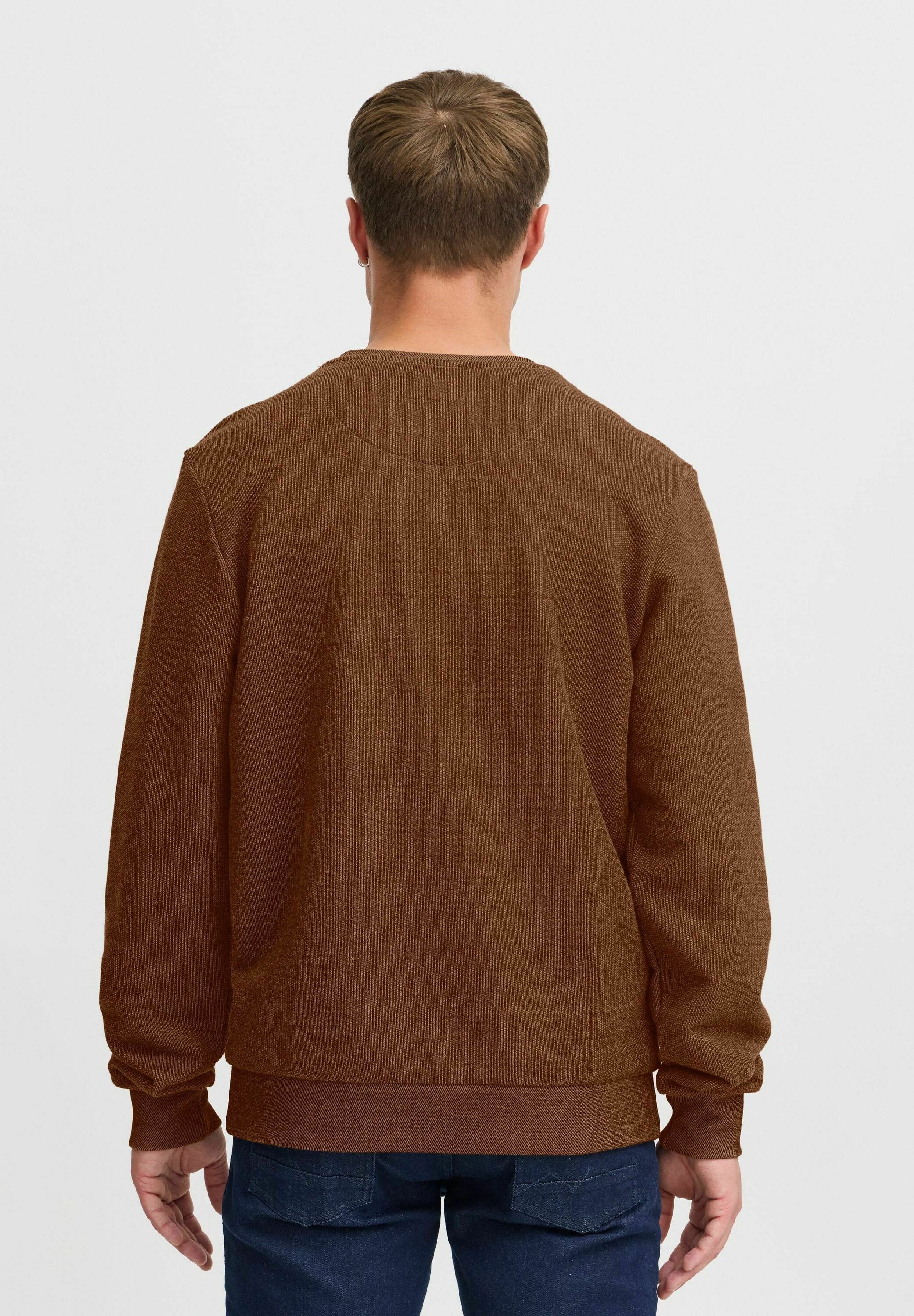 BHSweatshirt Media 4