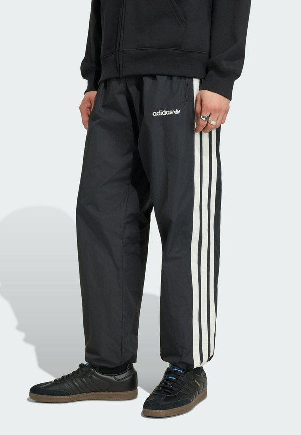 adidas Originals MUC TP - Trousers - black