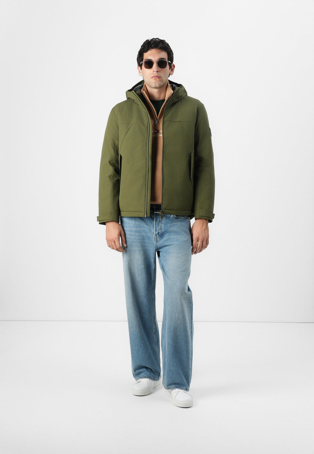 TECH HOODED SHORT PADDED JACKET Media 2