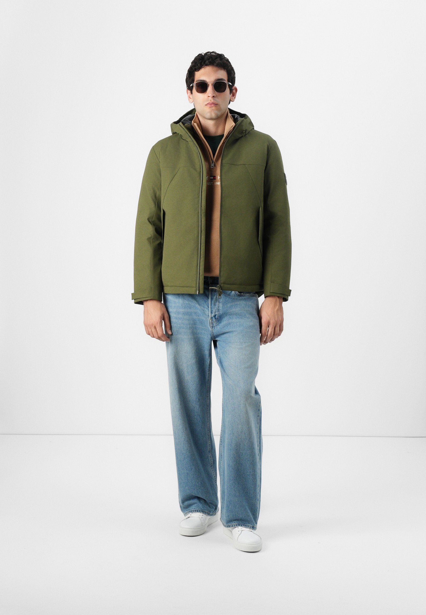 TECH HOODED SHORT PADDED JACKET Media 2
