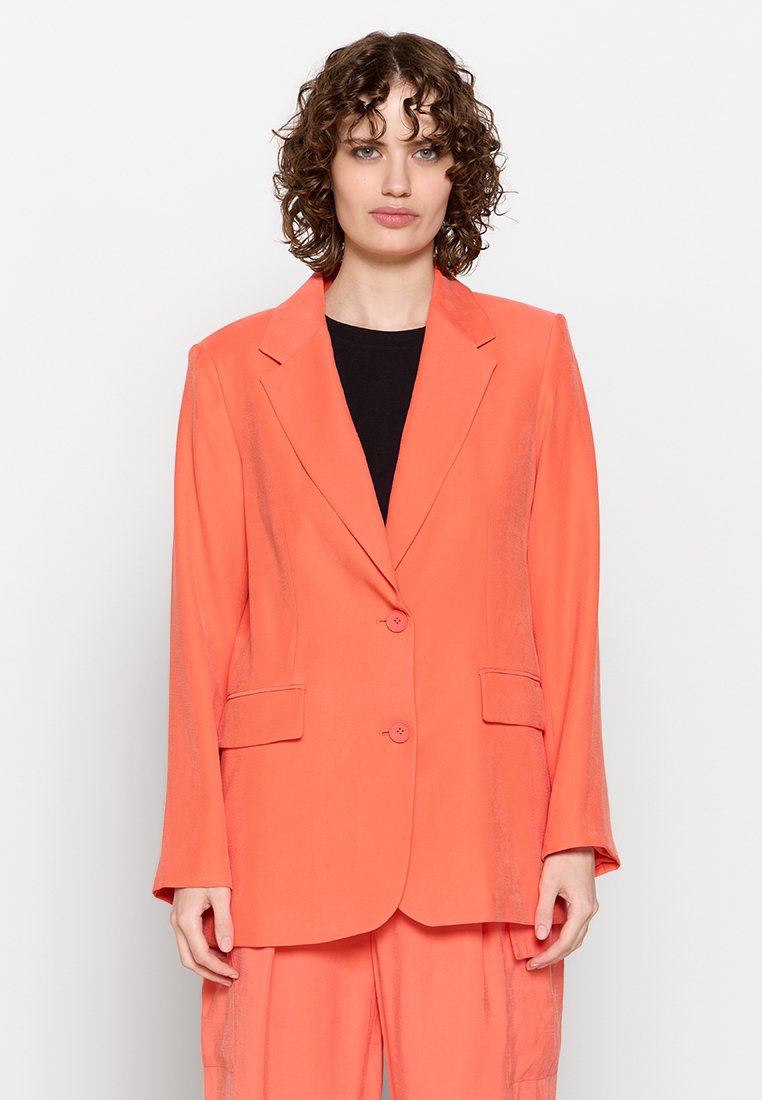 DKNY Blazer Media 1