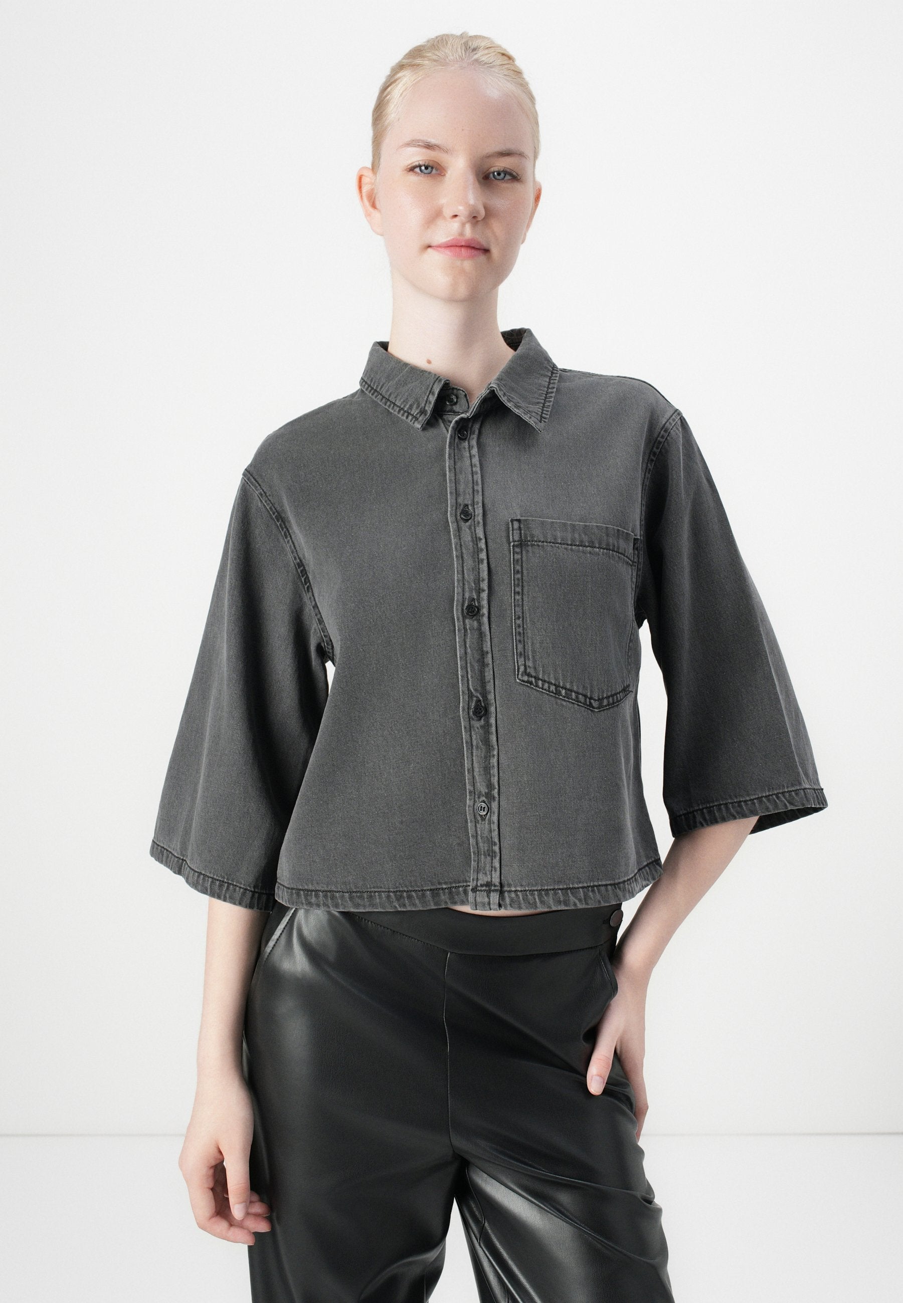 ONLSMOOTH PANT Media 5