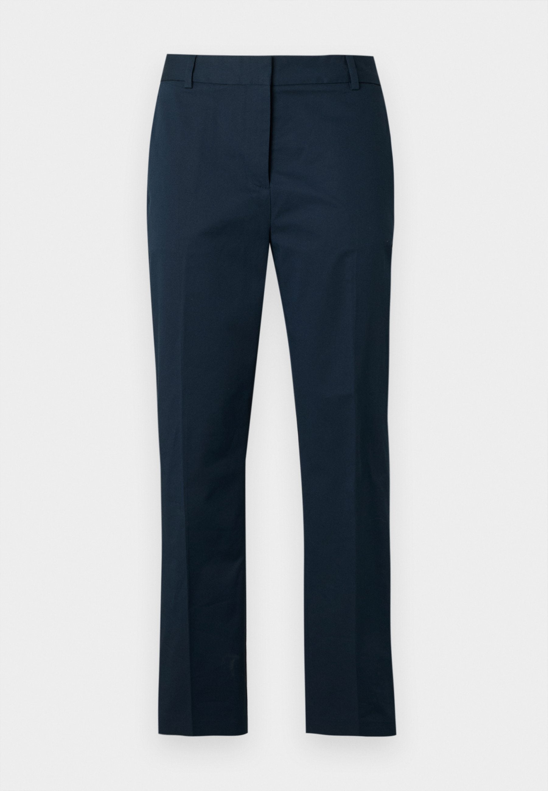 SLIM STRAIGHT Media 1