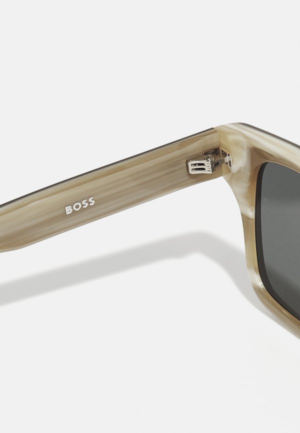 BOSS UNISEX
