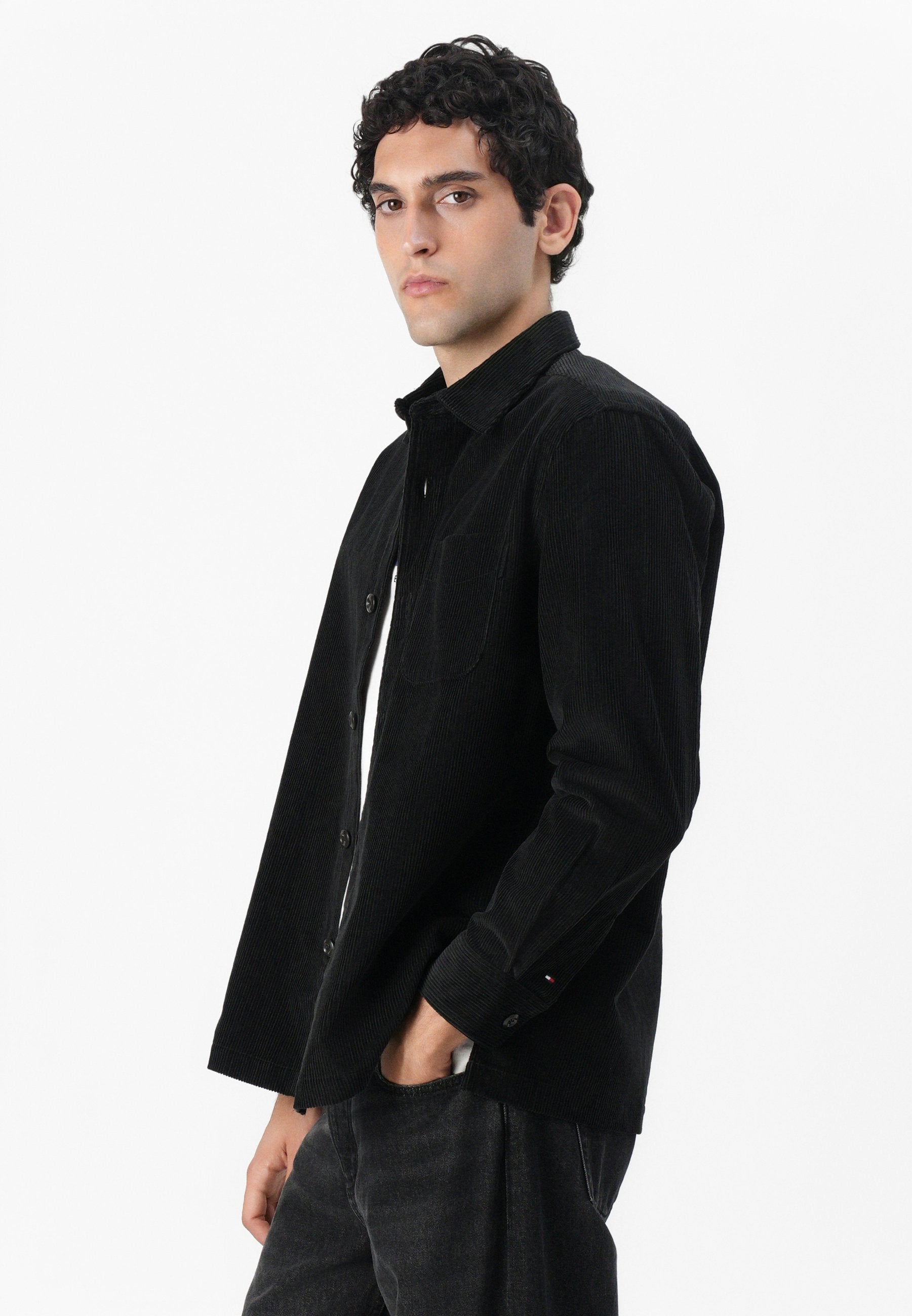 OVERSHIRT Media 5