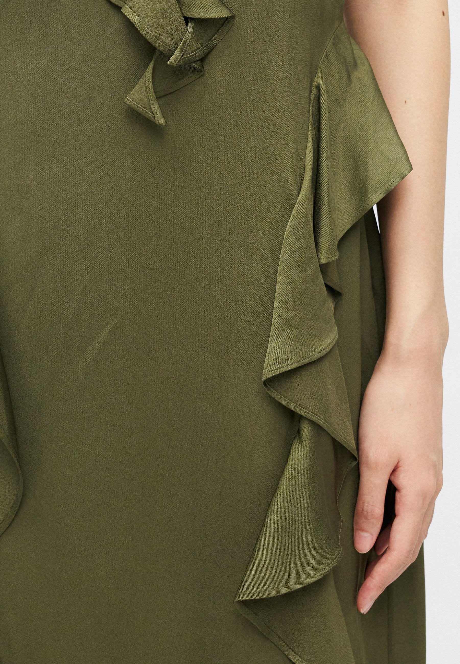 DRESS Media 6
