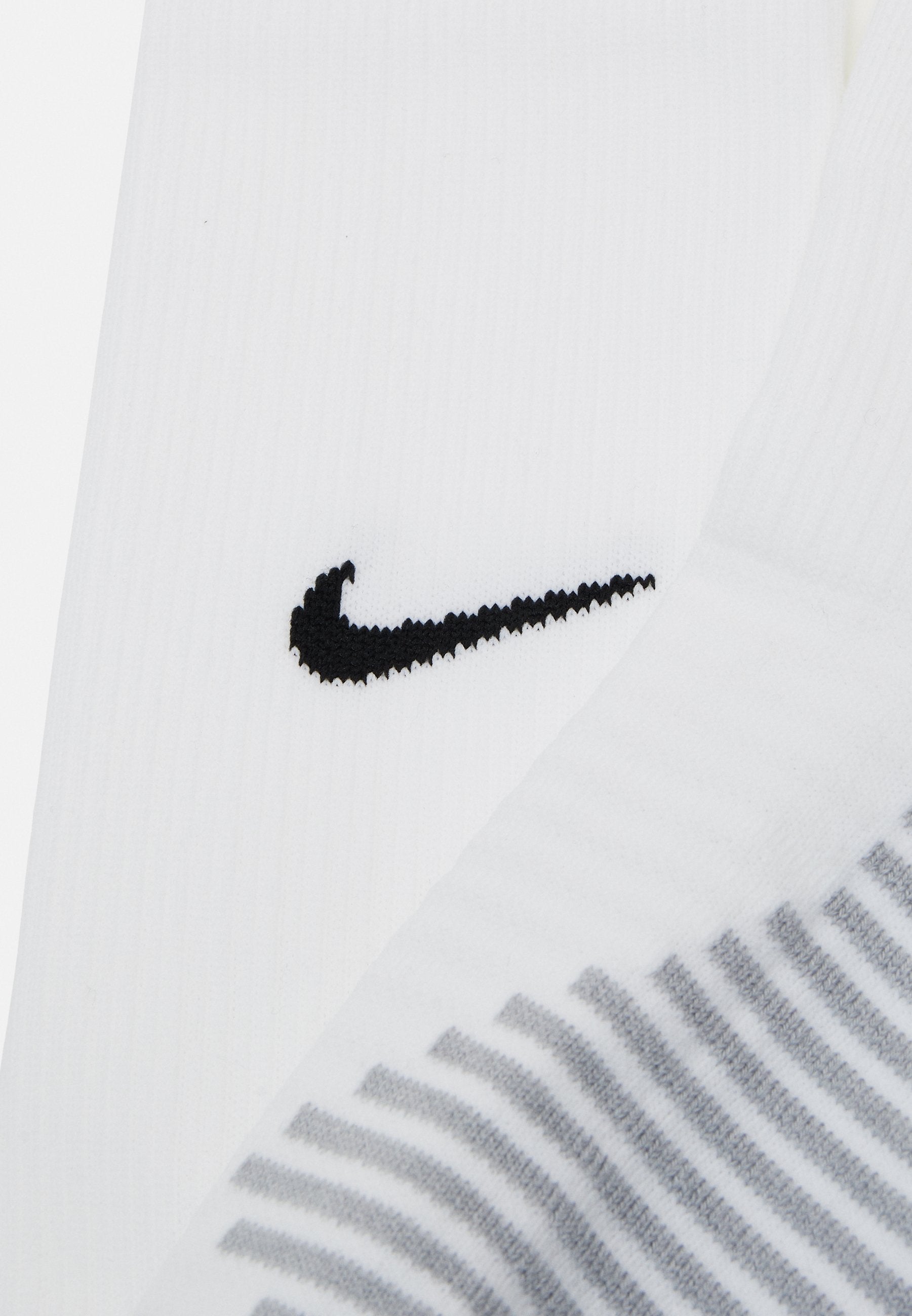 Nike Performance DRI-FIT STRIKE