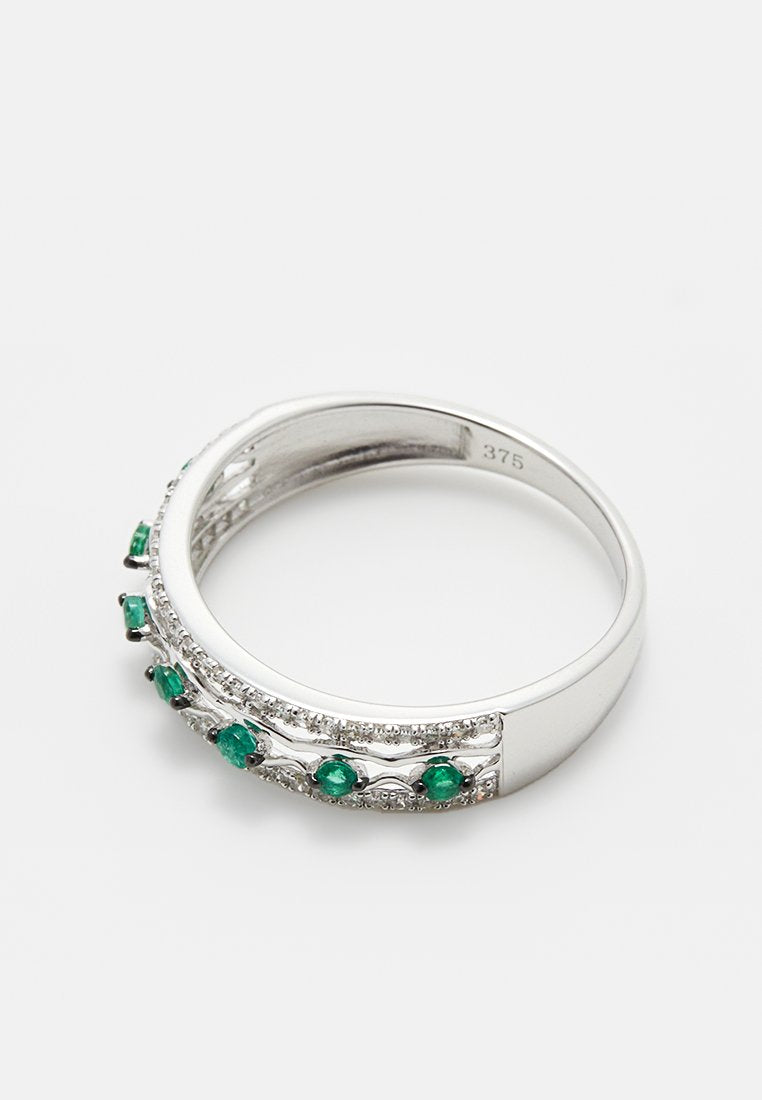 Le Diamantaire ALIENNA 0.16 CT DIAMOND