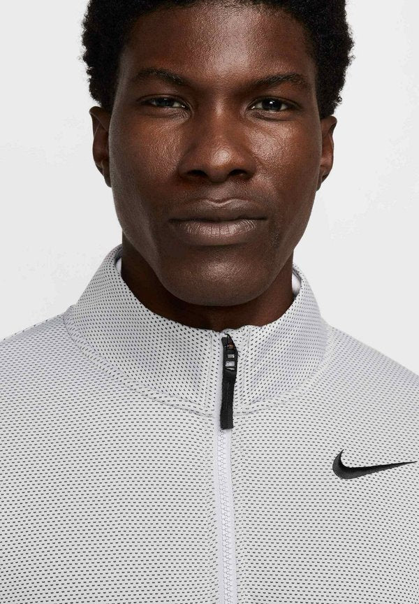 Nike Golf VICTORY