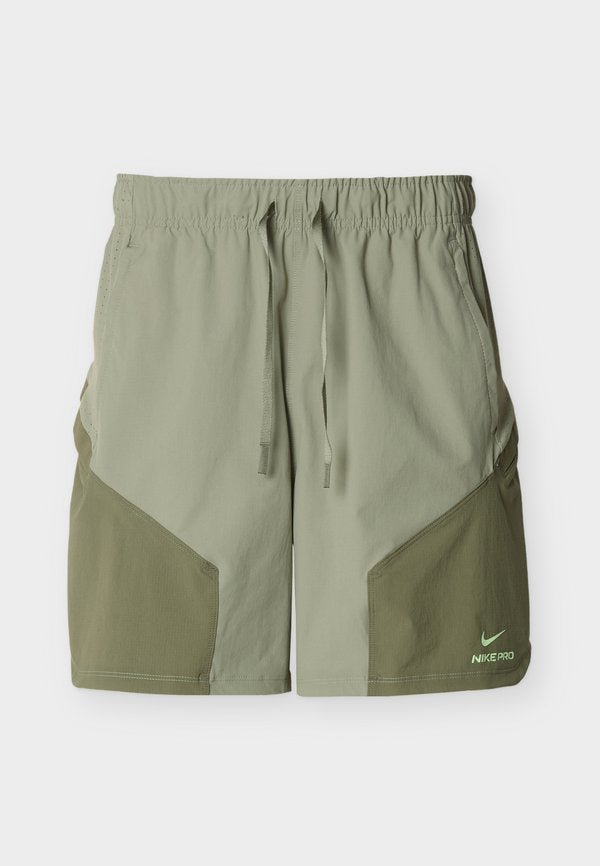 Nike Performance M NP DFADV NPT 6 IN SHORT - Sports shorts - light army/medium olive/light liquid lime