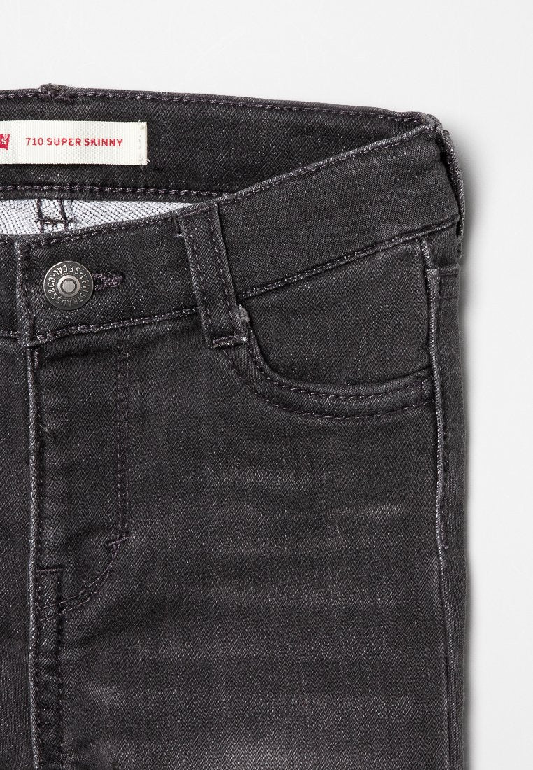 Levi's® 710 SUPER SKINNY