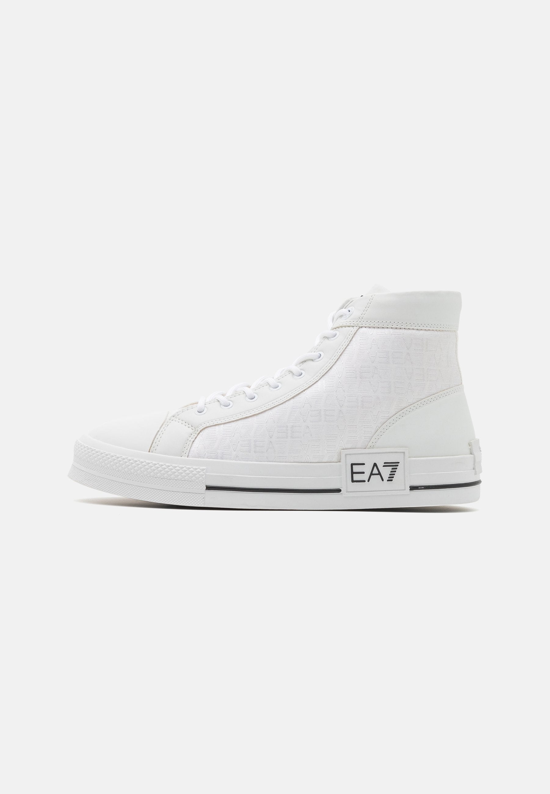 ALL OVER UNISEX Media 1