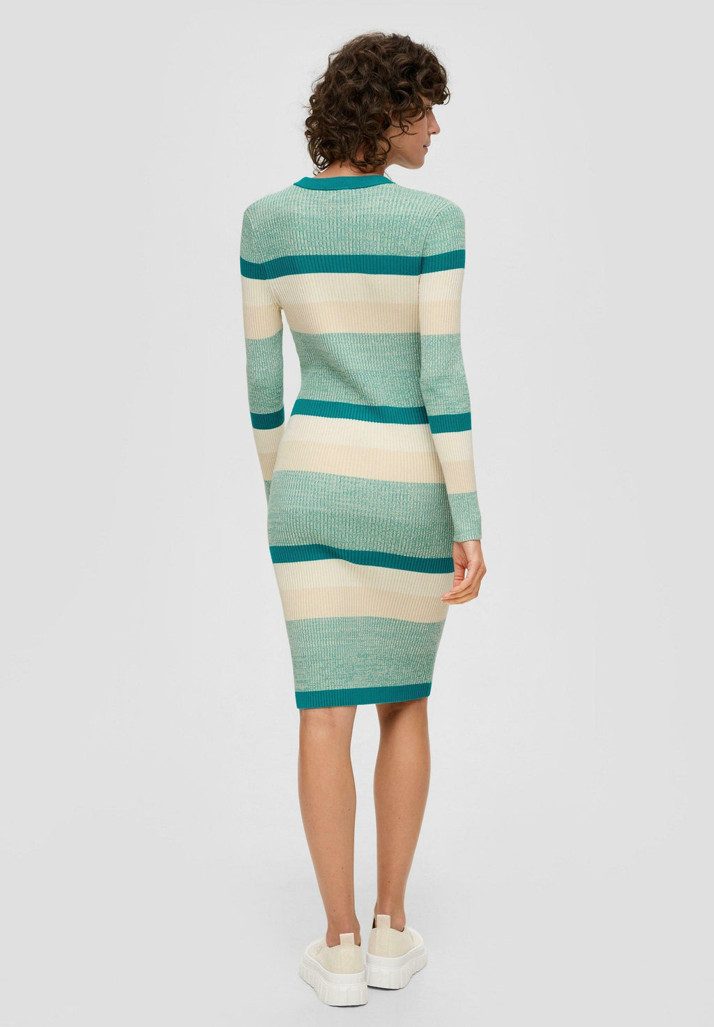 s.Oliver Strickkleid Media 4
