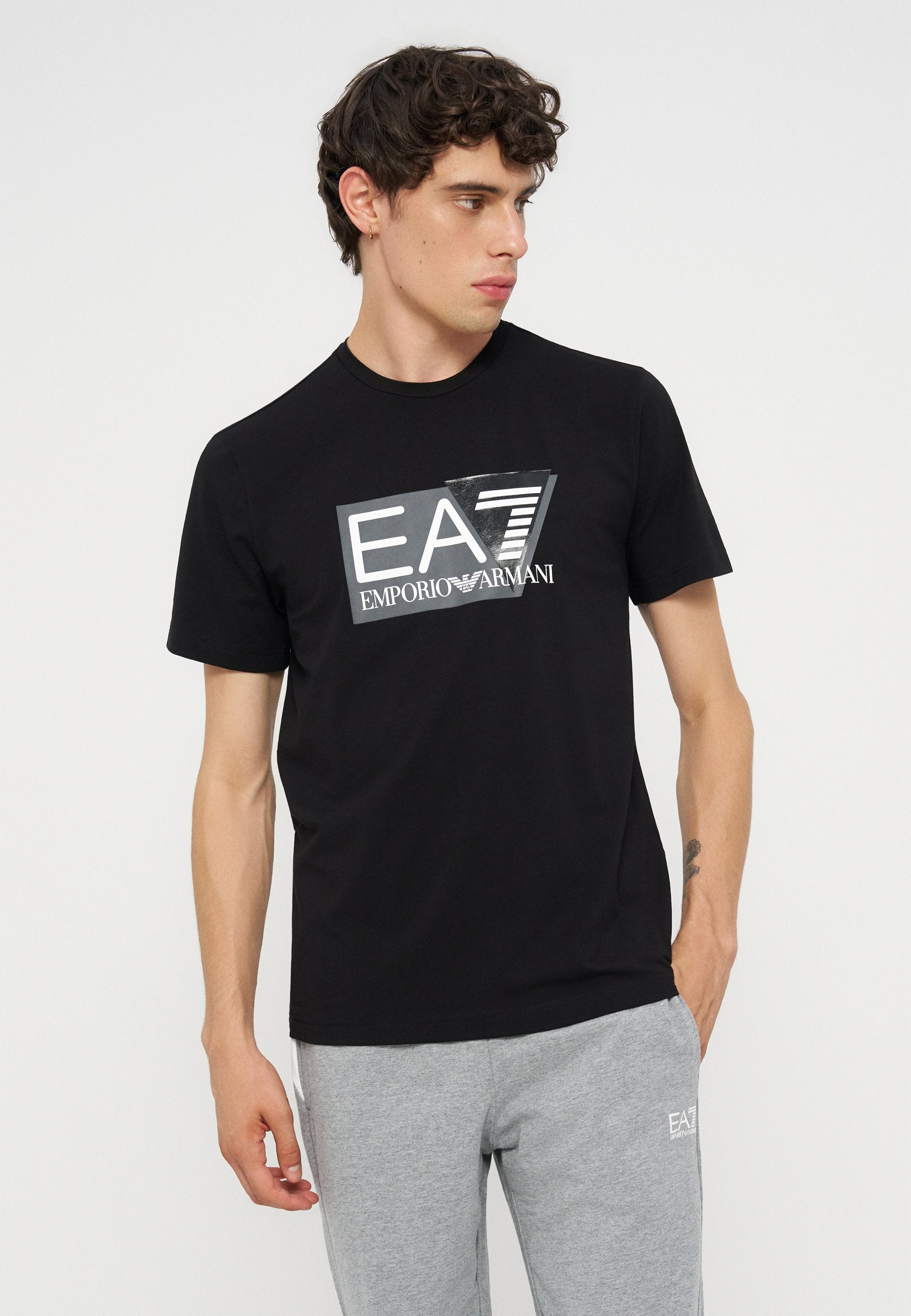 EA7 Emporio Armani T-Shirt print Media 4